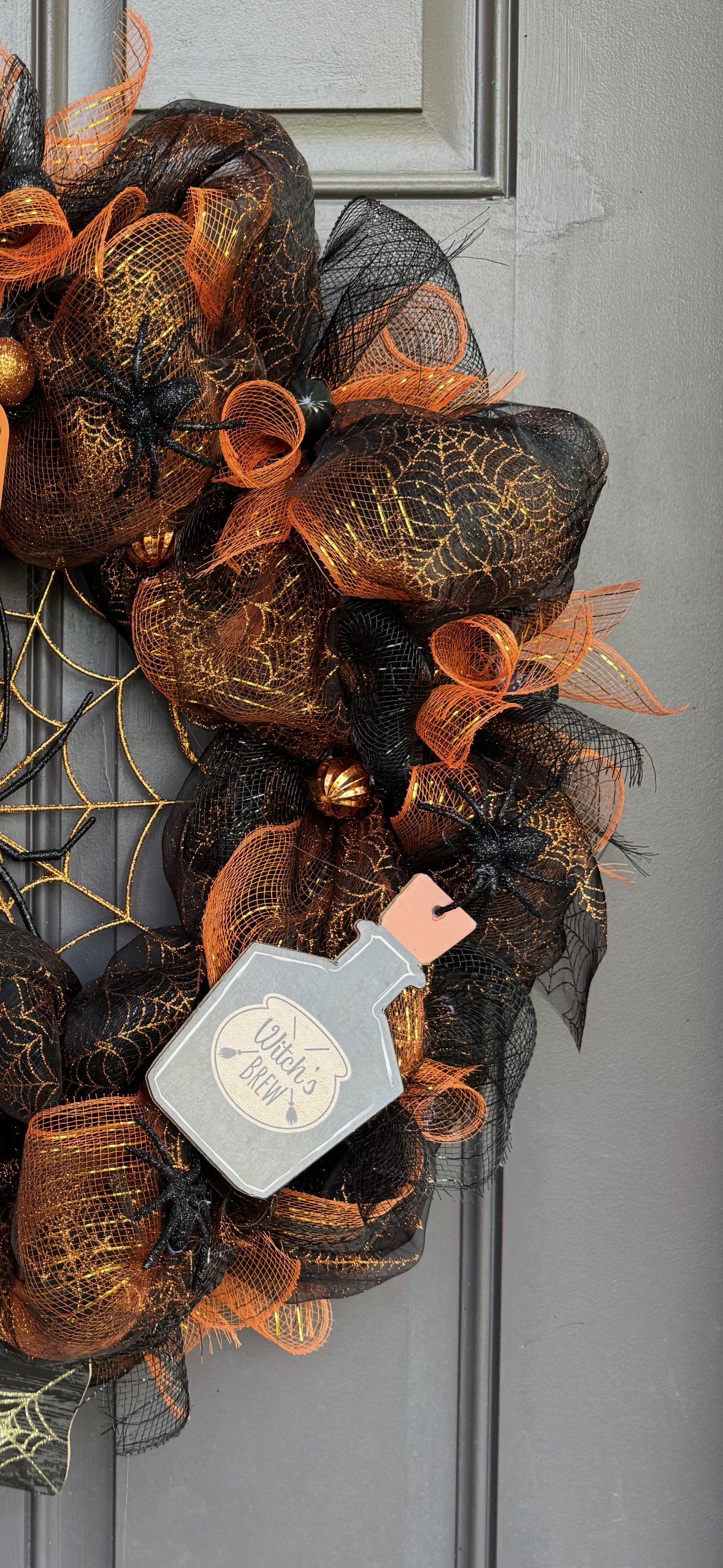“Pick Your Poison Halloween Wreath – Spider Web & Potion Bottle Décor for Front Door”